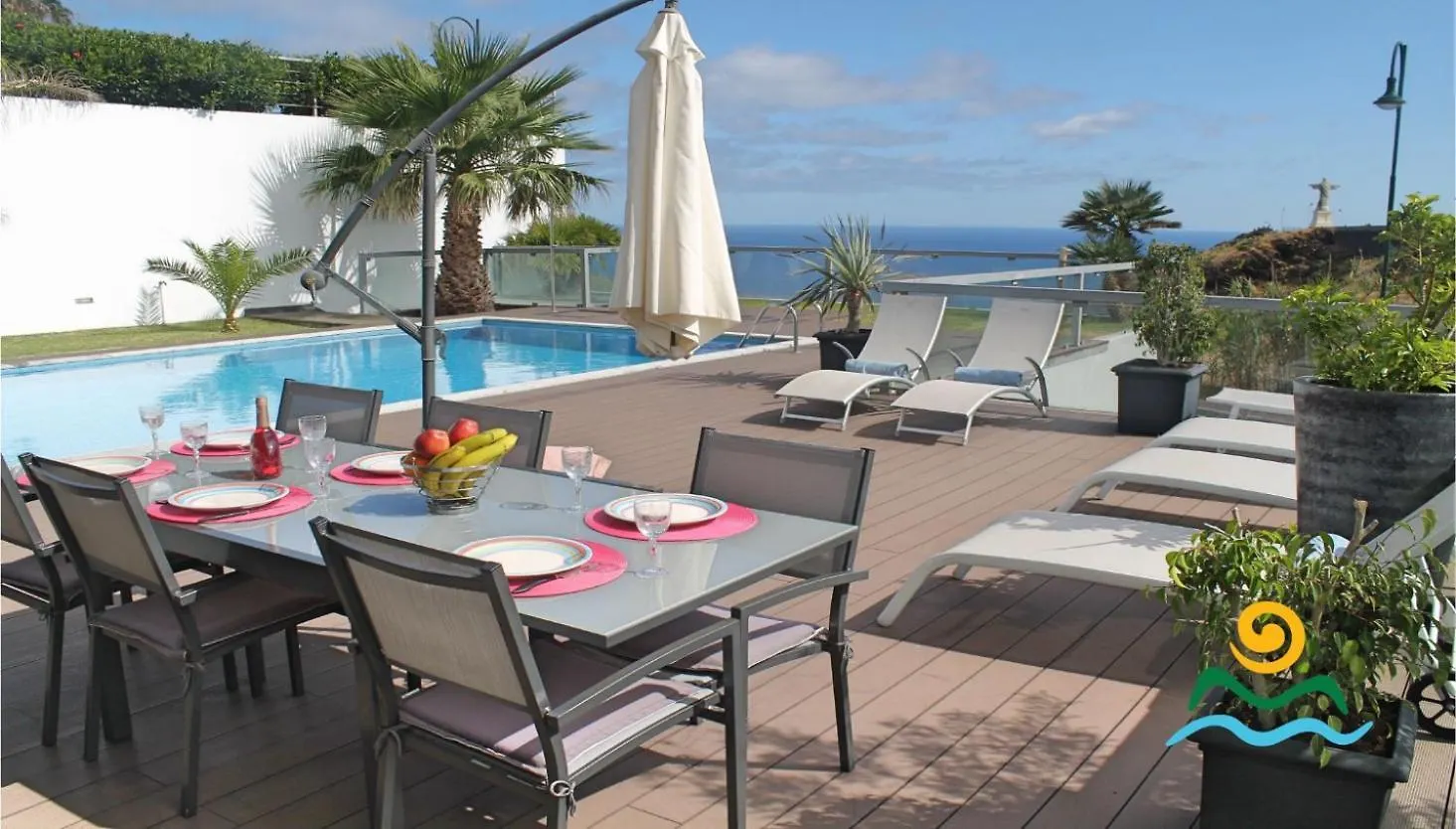 Ourmadeira - Villa Sol E Mar, Spacious Caniço 0*,  Portugal